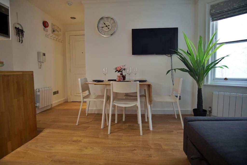 Notting Hill - Portobello Road Lux Home F7 Лондон Екстериор снимка